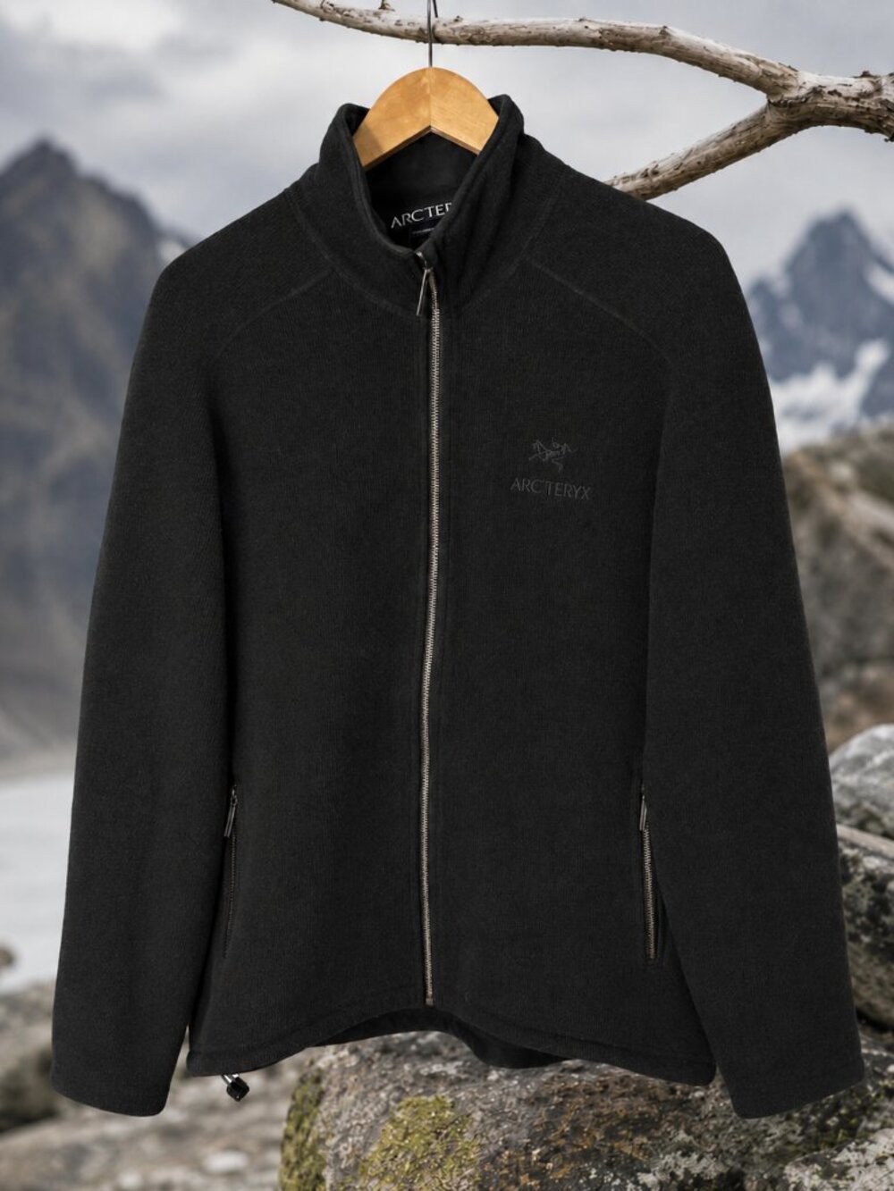 Arcteryx Black Fleece lined Full Zip Jacket Men's Large